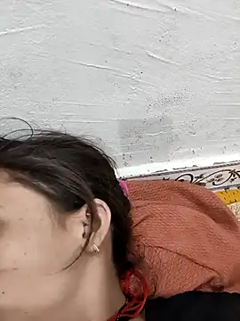 Snapshot of Cute_Arushi chatting on 11.24.25 Cute Arushi online show from 11.24.25