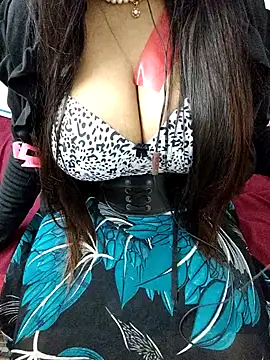 Snapshot of Rithikasangupta chatting on 11.04.25 Rithikasangupta online show from 11.04.25