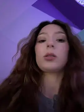 LilluKatten online show from 04.21.26