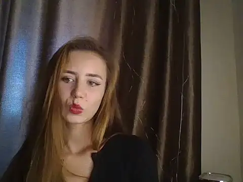 Snapshot of MyLittle_Flame chatting on 05.11.26 MyLittle Flame online show from 05.11.26