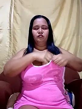 Snapshot of meliza87 chatting on 11.27.25 meliza87 online show from 11.27.25