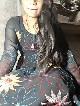 Snapshot of Hot_Simran_01 chatting on 10.31.25 Hot Simran 01 online show from 10.31.25