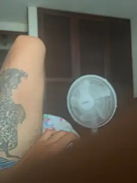 Snapshot of tevoyagustar69 chatting on 11.05.25 tevoyagustar69 online show from 11.05.25