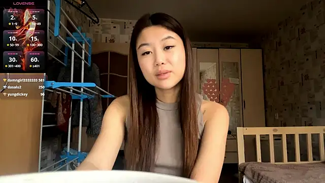 YunDargenio online show from 11.02.25