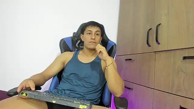 dorman boy online show from 12.19.25