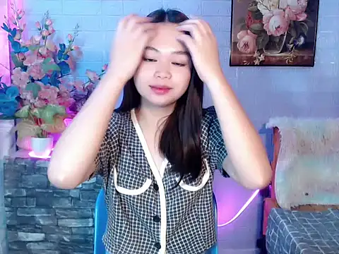 Snapshot of lustfullakim chatting on 06.04.26 lustfullakim online show from 06.04.26