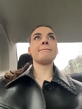 KristiRich online show from 04.23.26