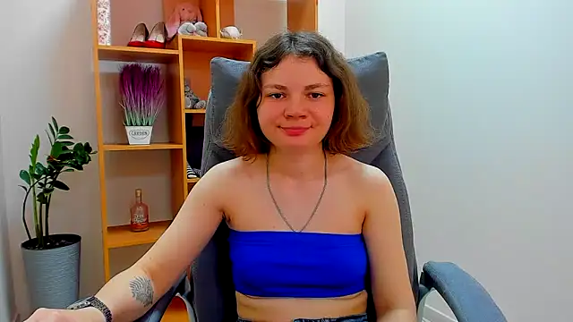 Snapshot of Stella-Maers chatting on 05.26.26 Stella-Maers online show from 05.26.26