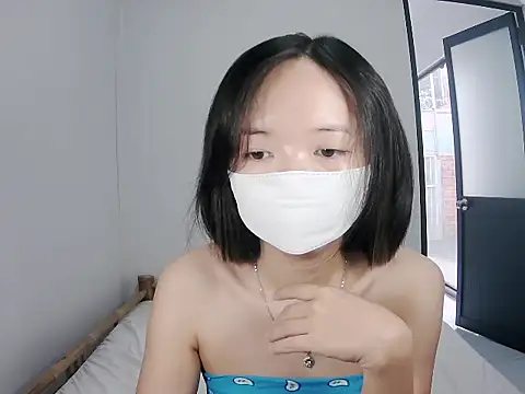 Snapshot of 10tb chatting on 11.29.25 10tb online show from 11.29.25