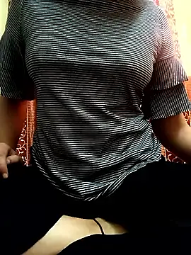 miss kittyy online show from 11.02.25