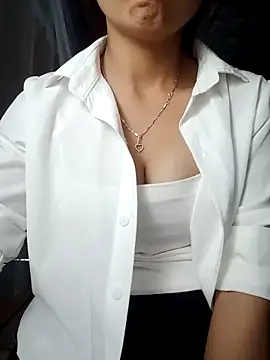 shy-bany123 online show from 11.17.25