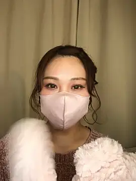 reika33 online show from 11.18.25