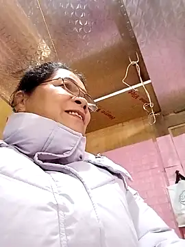 small-house123 online show from 11.14.25