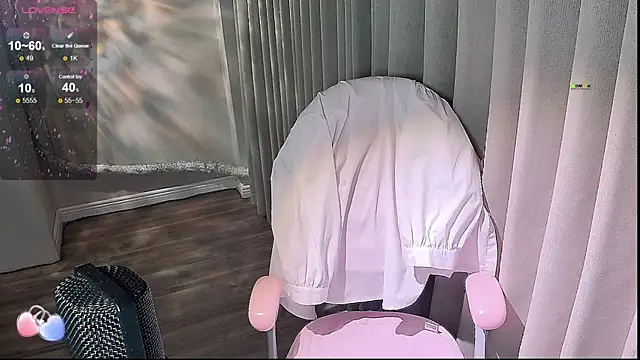 Snapshot of Zeze- chatting on 01.07.26 Zeze- online show from 01.07.26