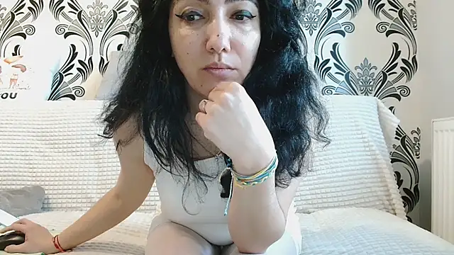 CharmingPearl online show from 03.23.26