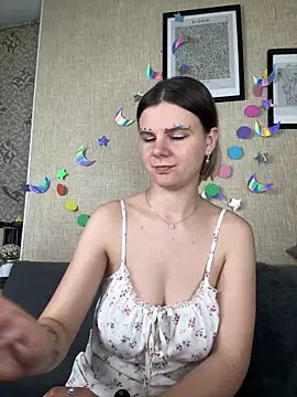 Snapshot of Zorianaa chatting on 05.25.26 Zorianaa online show from 05.25.26