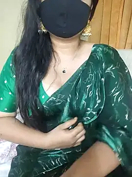 Snapshot of mouni499 chatting on 05.26.26 mouni499 online show from 05.26.26
