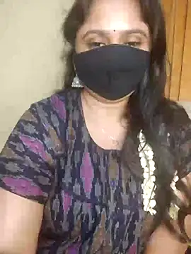 Snapshot of mouni499 chatting on 06.05.26 mouni499 online show from 06.05.26