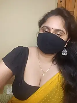Snapshot of mouni499 chatting on 07.09.26 mouni499 online show from 07.09.26
