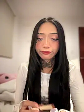 JIORYOvO online show from 11.03.25