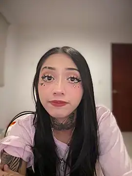 Snapshot of JIORYOvO chatting on 01.17.26 JIORYOvO online show from 01.17.26