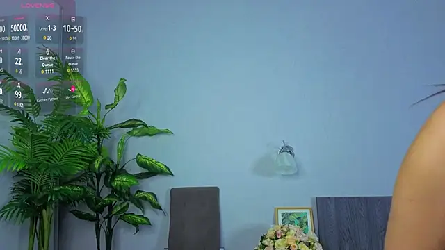 Snapshot of Sally_Parkss chatting on 11.12.25 Sally Parkss online show from 11.12.25