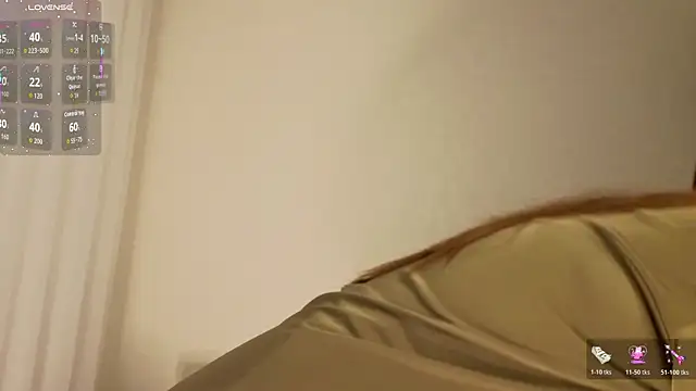 Snapshot of Violet_Johnsonn chatting on 03.27.26 Violet Johnsonn online show from 03.27.26