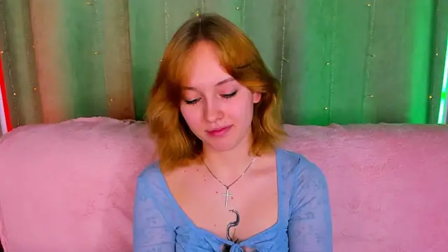 Snapshot of RikkiChoco chatting on 04.21.26 RikkiChoco online show from 04.21.26