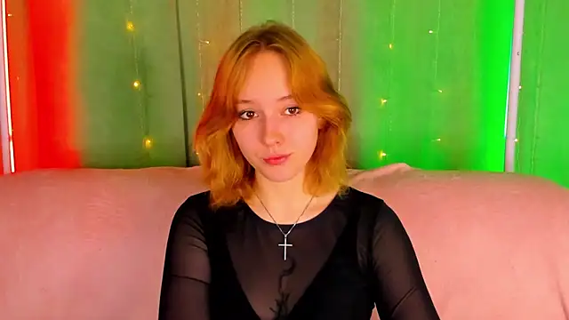 Snapshot of RikkiChoco chatting on 05.02.26 RikkiChoco online show from 05.02.26