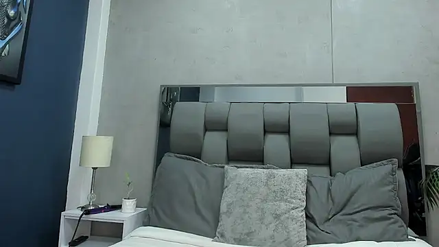 maddy  moon online show from 01.11.26