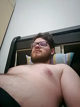 Snapshot of Purple_Mario chatting on 11.02.25 Purple Mario online show from 11.02.25