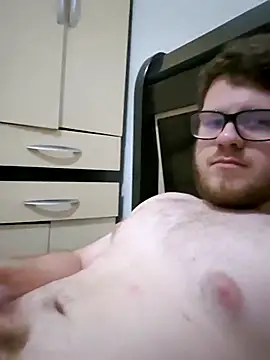 Snapshot of Purple_Mario chatting on 11.06.25 Purple Mario online show from 11.06.25