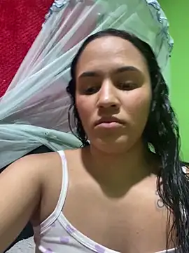 Snapshot of Ivy_08 chatting on 12.21.25 Ivy 08 online show from 12.21.25