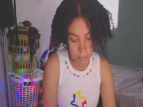 Snapshot of shayna_cute chatting on 07.03.26 shayna cute online show from 07.03.26
