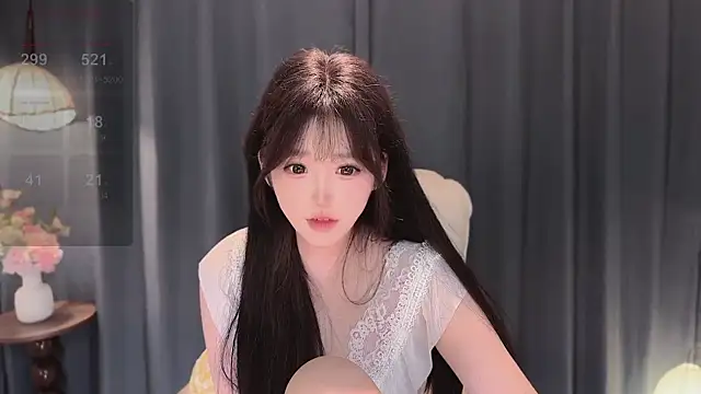 Snapshot of Yaiyigirl chatting on 03.25.26 Yaiyigirl online show from 03.25.26