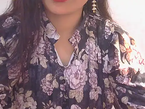 Sneha lovely01 online show from 12.02.25