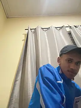 Novinhode18   online show from 04.11.26