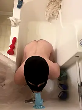 Snapshot of Femboy_ellie chatting on 11.24.25 Femboy ellie online show from 11.24.25