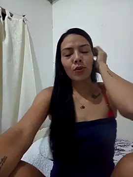 Snapshot of salome_xxx15 chatting on 02.14.26 salome xxx15 online show from 02.14.26