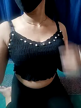 Snapshot of Aarti909090 chatting on 02.28.26 Aarti909090 online show from 02.28.26