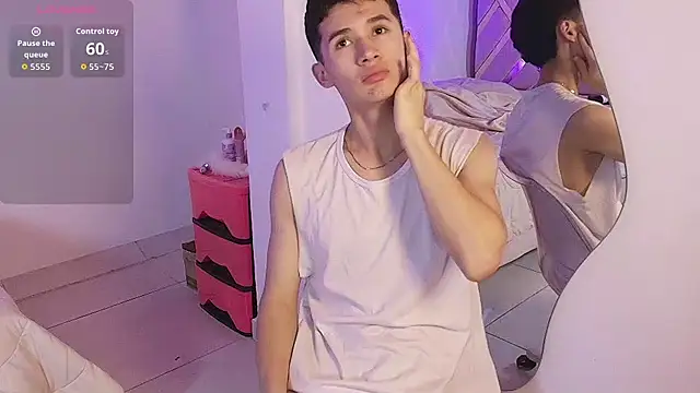 Snapshot of Eiden_Blake chatting on 03.11.26 Eiden Blake online show from 03.11.26