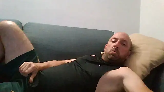 Snapshot of luca_beech88 chatting on 06.29.26 luca beech88 online show from 06.29.26