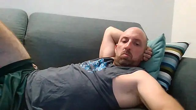 Snapshot of luca_beech88 chatting on 08.06.26 luca beech88 online show from 08.06.26