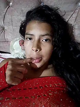 Snapshot of Antonela_besos chatting on 11.22.25 Antonela besos online show from 11.22.25