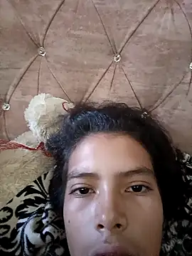 Snapshot of Antonela_besos chatting on 11.25.25 Antonela besos online show from 11.25.25