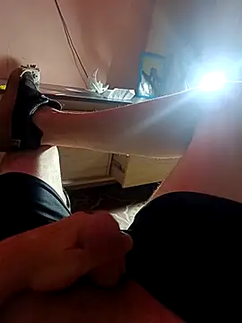 Snapshot of YostinAndSabri chatting on 11.16.25 YostinAndSabri online show from 11.16.25