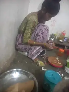 Jooli cuty online show from 11.09.25