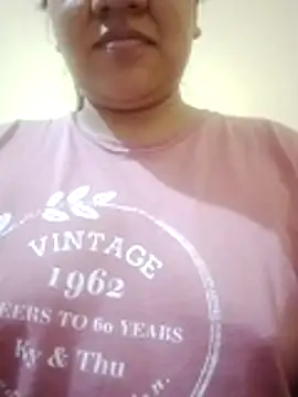 Snapshot of rebelde502 chatting on 11.10.25 rebelde502 online show from 11.10.25