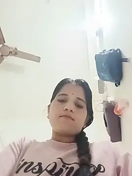 Snapshot of Sanjna_babby chatting on 06.18.26 Sanjna babby online show from 06.18.26