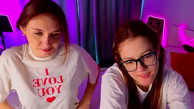 Snapshot of MargaretMorris chatting on 01.12.26 MargaretMorris online show from 01.12.26